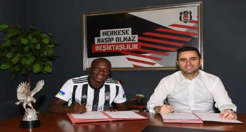 تقارير: عملية زراعة شعر تتسبب في استبعاد أبو بكر من بشكتاش